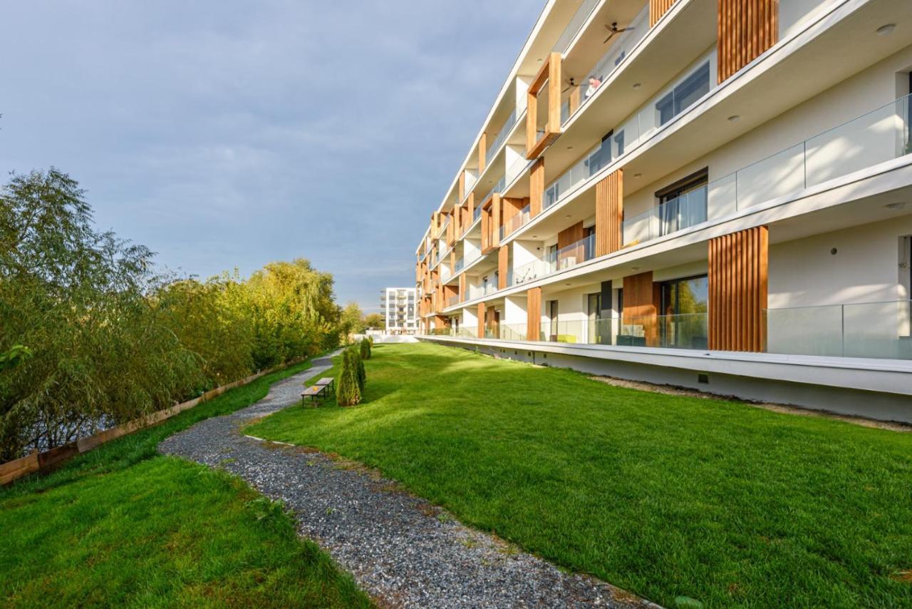 Il Lago - Sunrise - Cozy Luxurious Smart Home By The Lake Voluntari Exterior foto